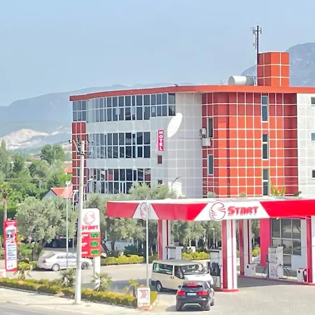 Hotel Gjyshi Hotel 3*
