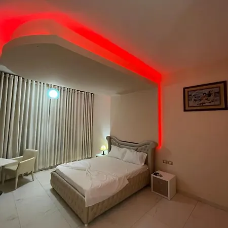 Hotel Gjyshi Hotel 3*
